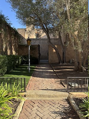 VAL VERDE current read 122024-61 VAL VERDE current read 122024-61